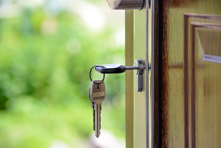 A2B Locks are able to provide local locksmiths in Redditch to repair your broken locks. 